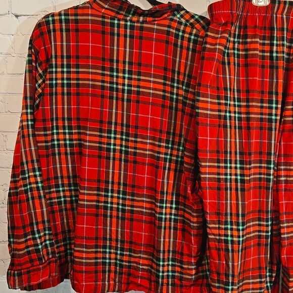 Wondershop Plus Size 1x Plaid Pajama Set - Picture 7 of 8